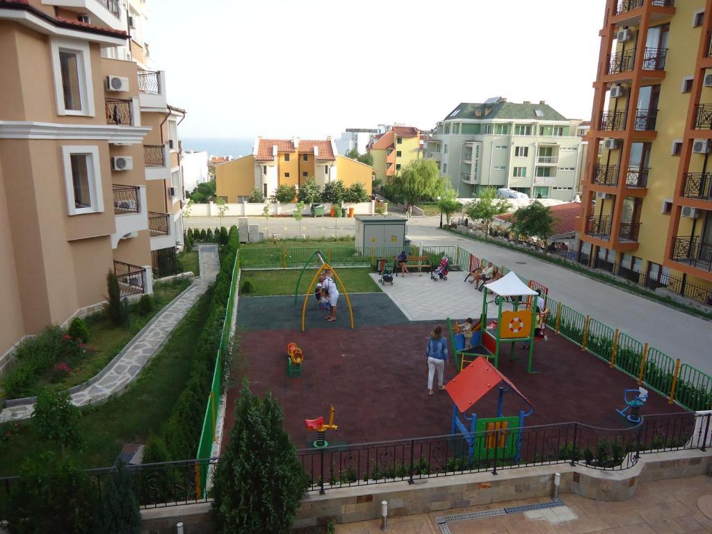 Tropics Hotel Sveti Vlas Exteriér fotografie
