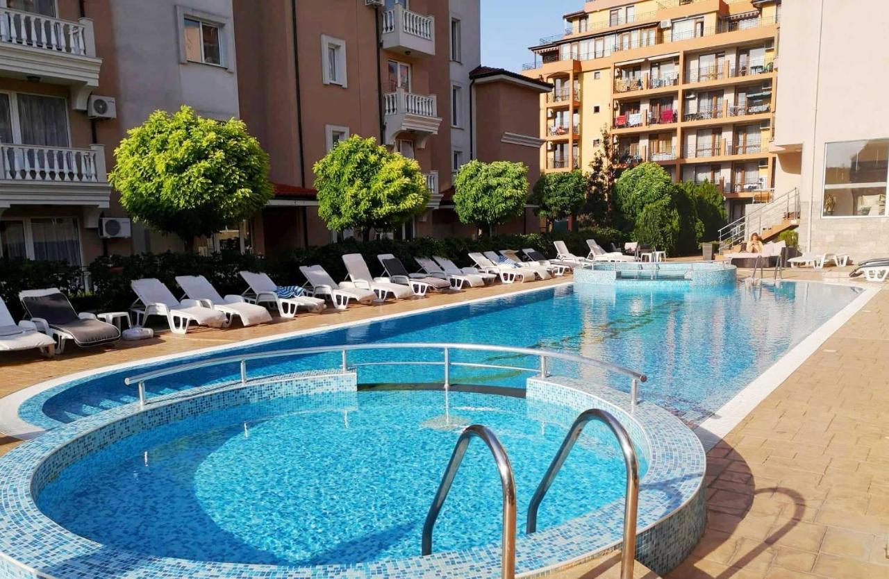Tropics Hotel Sveti Vlas Exteriér fotografie